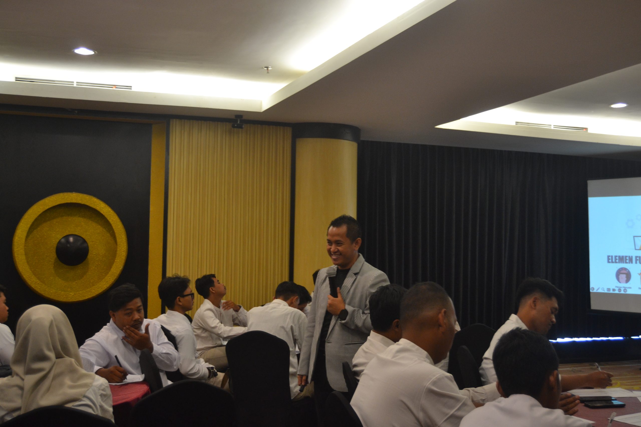 Trainer Service Excellence Solo