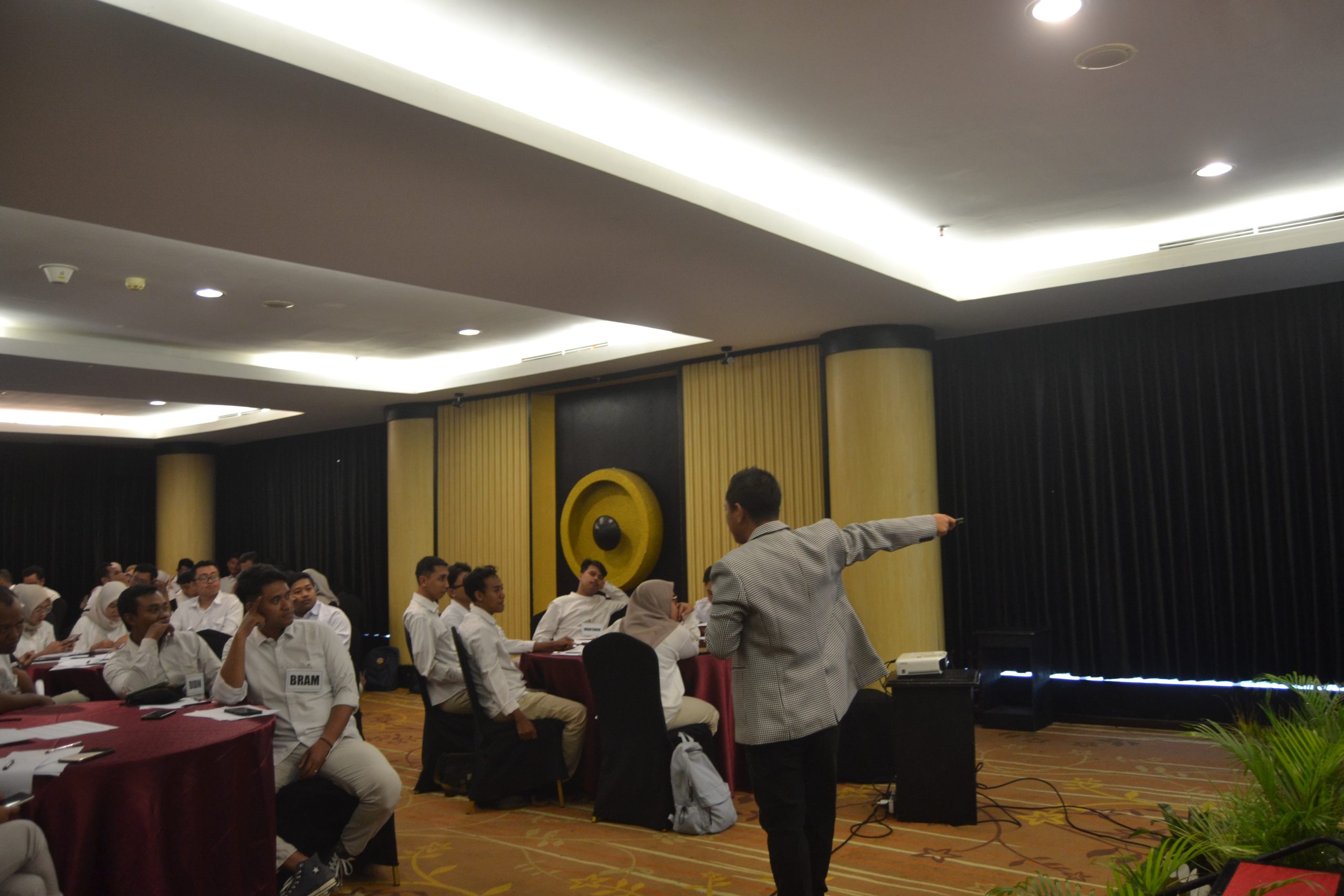 Trainer Service Excellence Lamongan