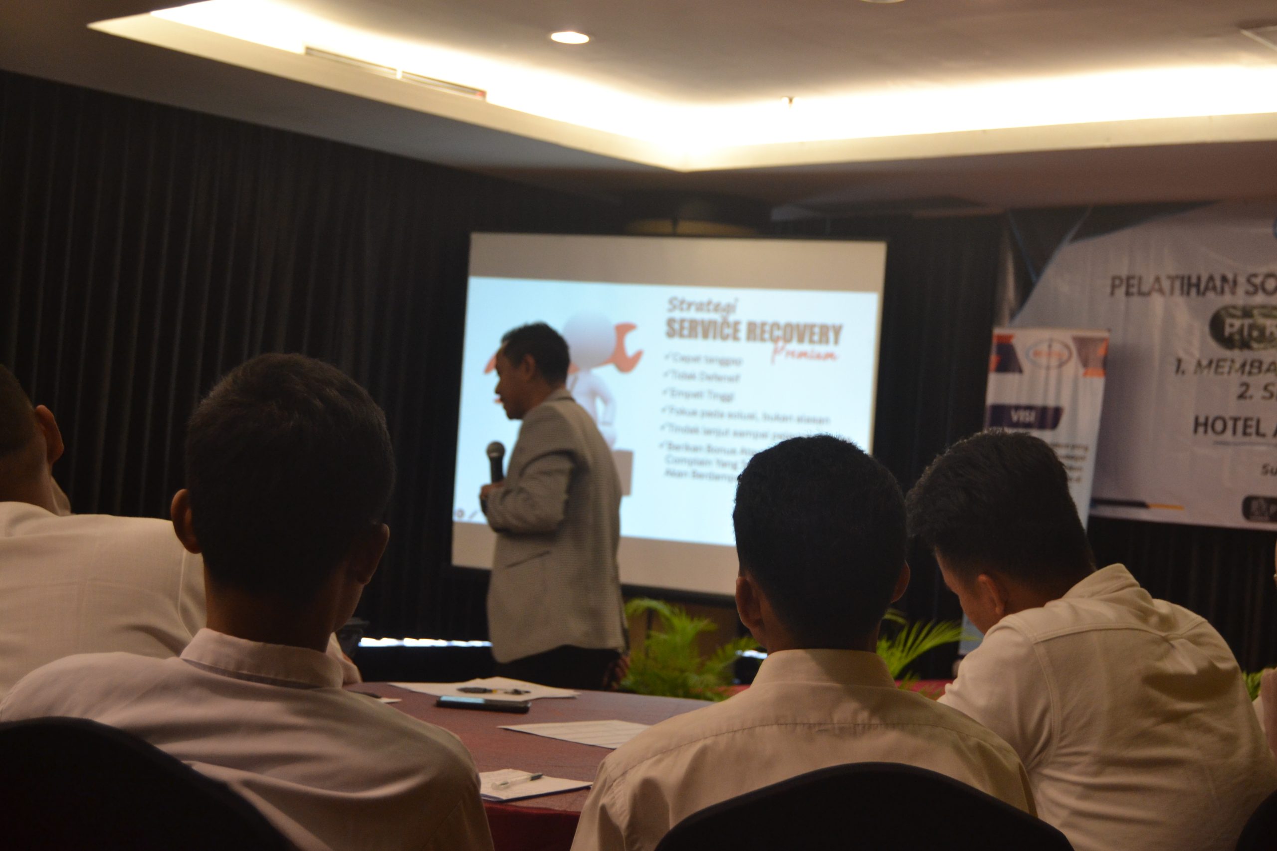 Trainer Service Excellence Pekalongan