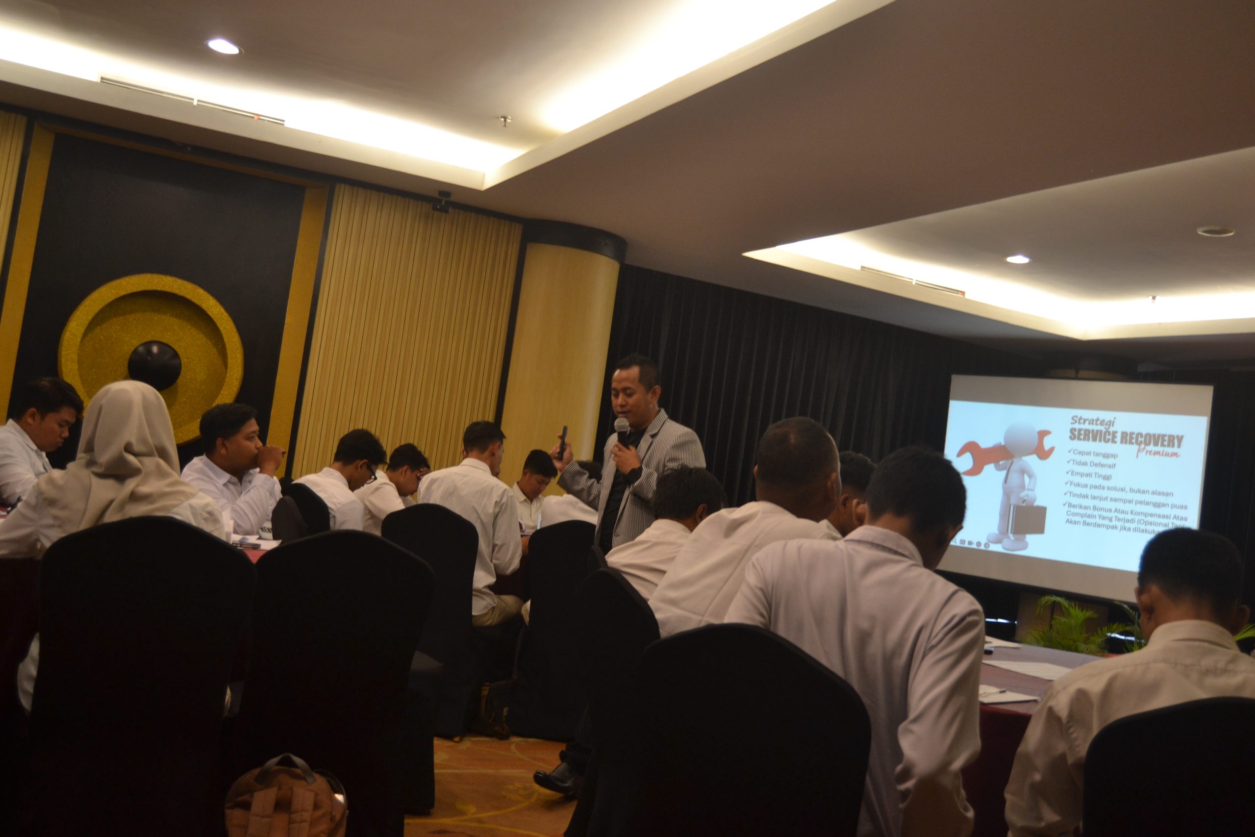 Trainer Service Excellence Pangandaran